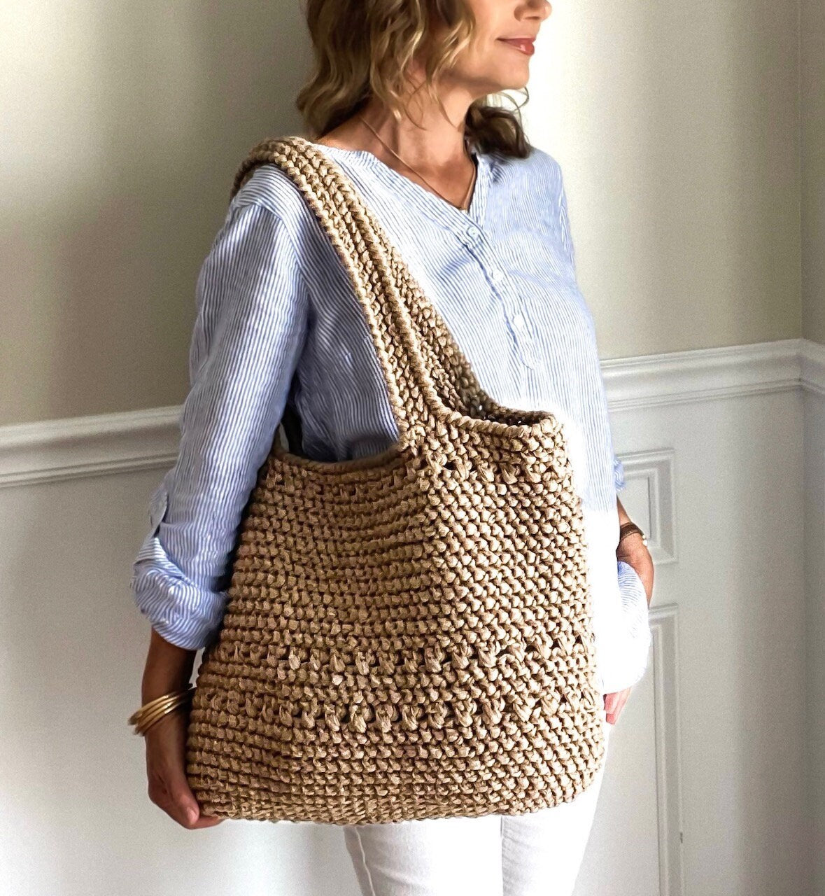 The Weekender Crochet Bag Pattern with full Video Tutorial
