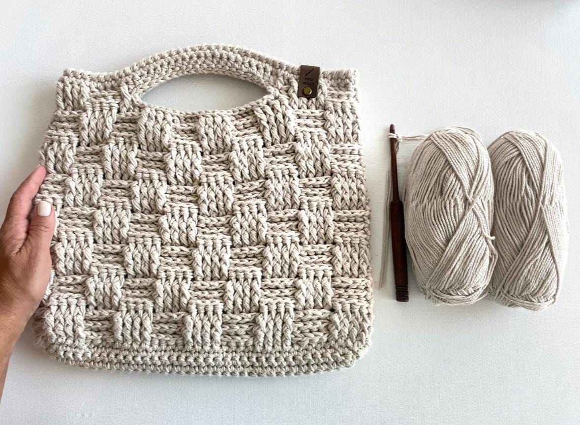 The Teagan Crochet Tote Pattern with Video