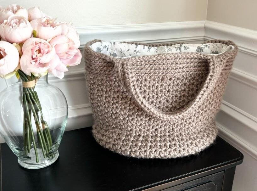 Crochet Bag Pattern with LINER Pattern, VIDEOS INCLUDED for making the bag and the fabric